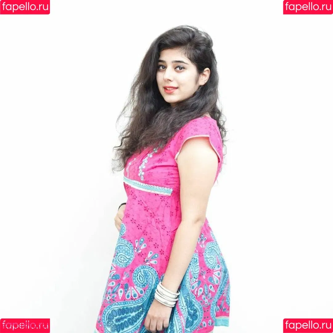 Apoorva Bhalla Onlyfans Photo Gallery 