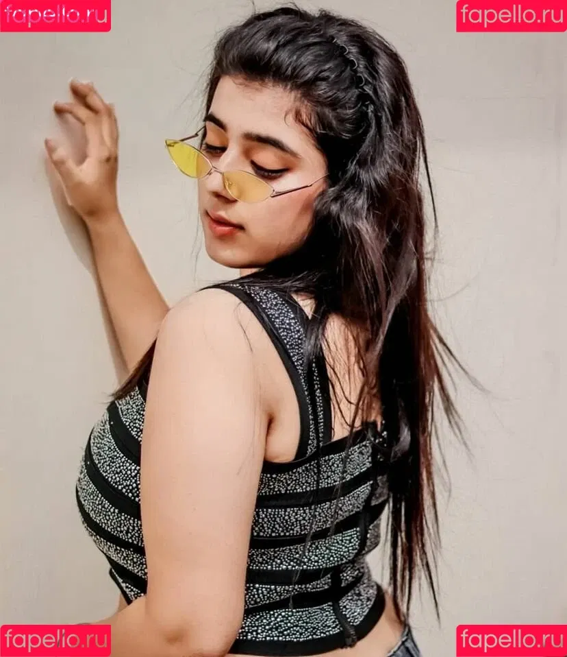 Apoorva Bhalla Onlyfans Photo Gallery 
