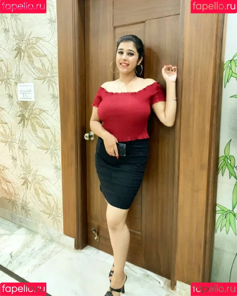 Apoorva Bhalla Onlyfans Photo Gallery 