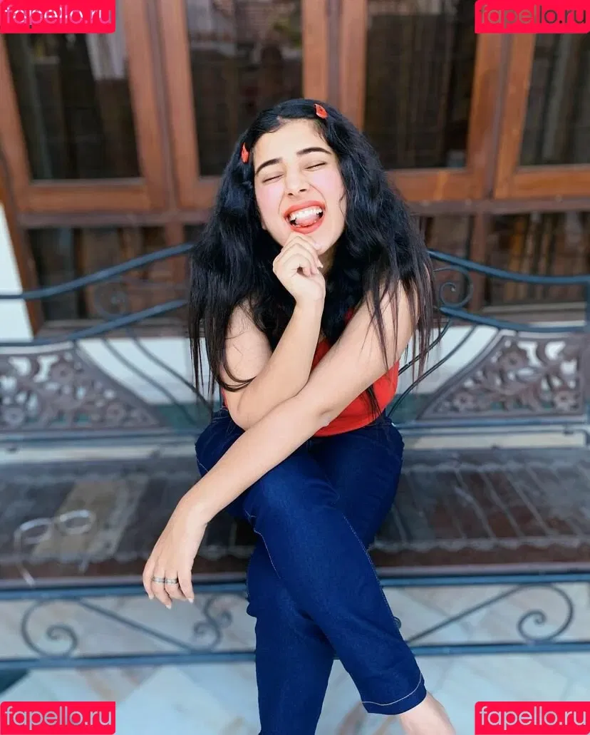 Apoorva Bhalla Onlyfans Photo Gallery 