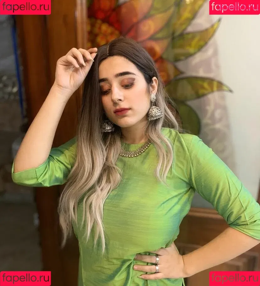 Apoorva Bhalla Onlyfans Photo Gallery 