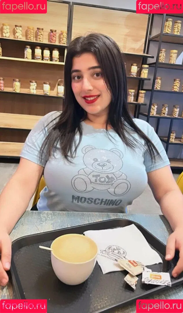 Apoorva Bhalla Onlyfans Photo Gallery 