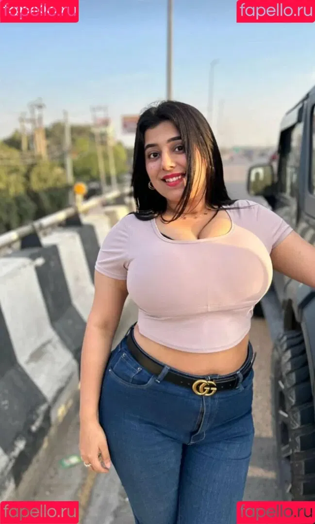 Apoorva Bhalla Onlyfans Photo Gallery 