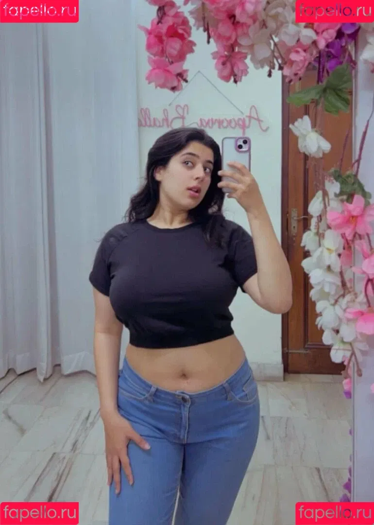 Apoorva Bhalla Onlyfans Photo Gallery 