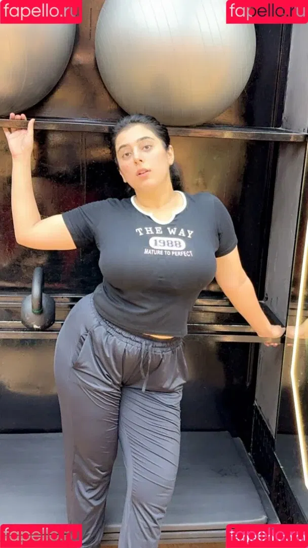Apoorva Bhalla Onlyfans Photo Gallery 