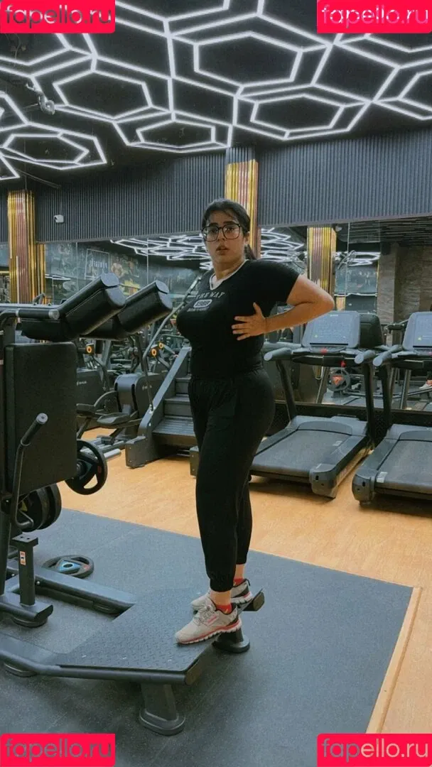 Apoorva Bhalla Onlyfans Photo Gallery 