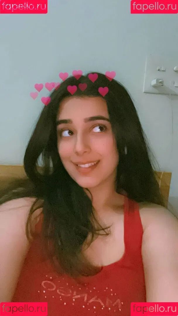 Apoorva Bhalla Onlyfans Photo Gallery 