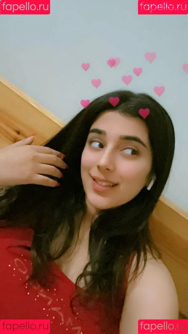 Apoorva Bhalla Onlyfans Photo Gallery 