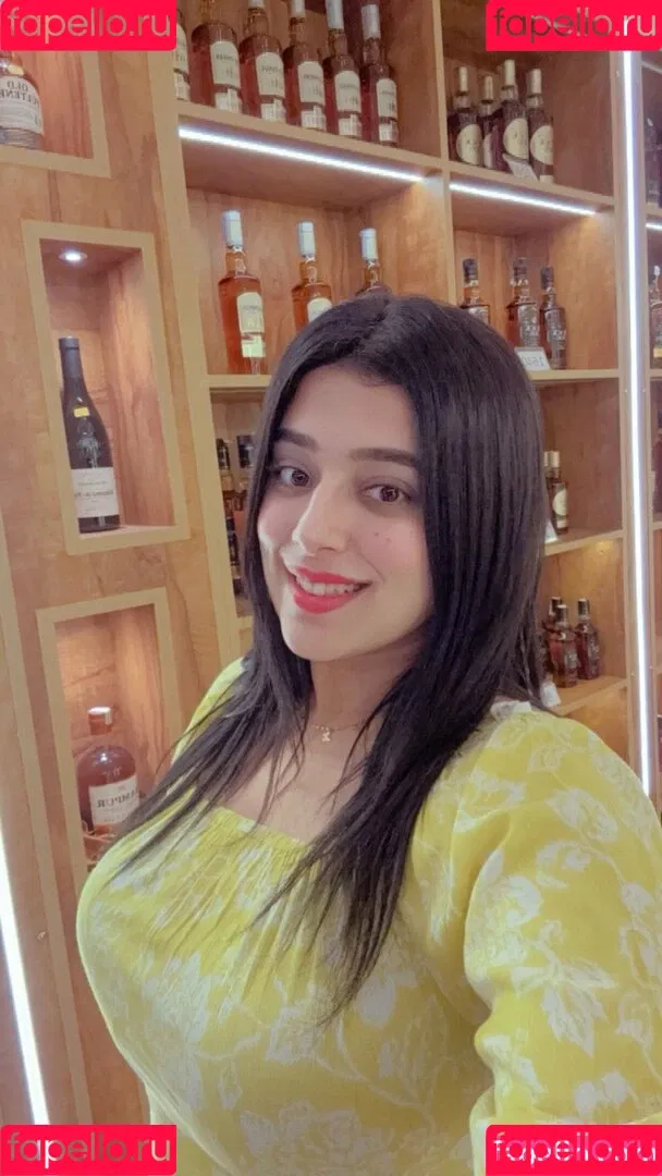 Apoorva Bhalla Onlyfans Photo Gallery 