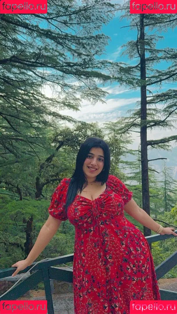 Apoorva Bhalla Onlyfans Photo Gallery 