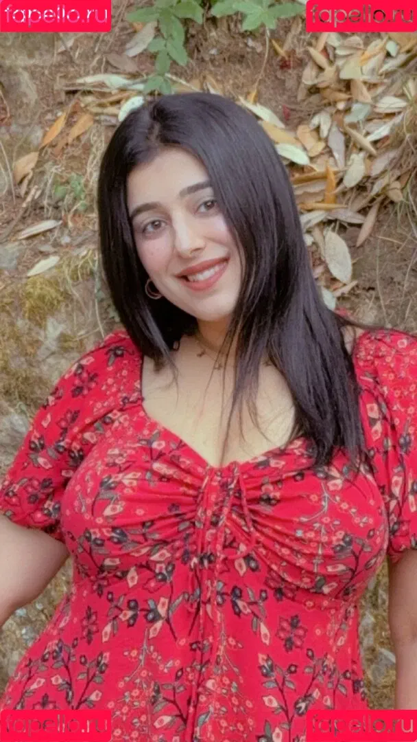 Apoorva Bhalla Onlyfans Photo Gallery 