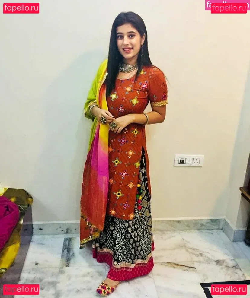 Apoorva Bhalla Onlyfans Photo Gallery 