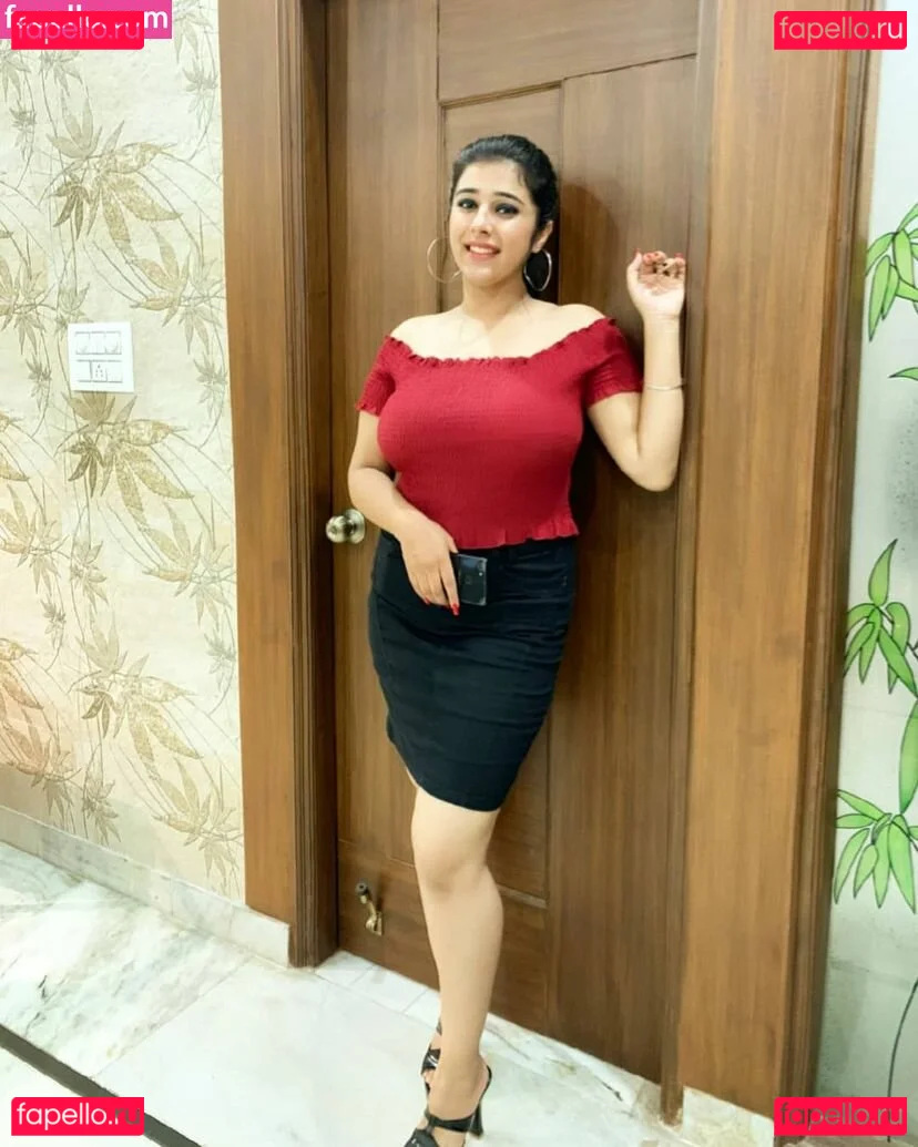 Apoorva Bhalla Onlyfans Photo Gallery 