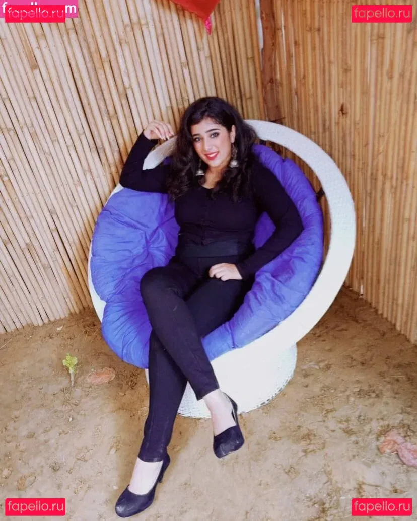 Apoorva Bhalla Onlyfans Photo Gallery 