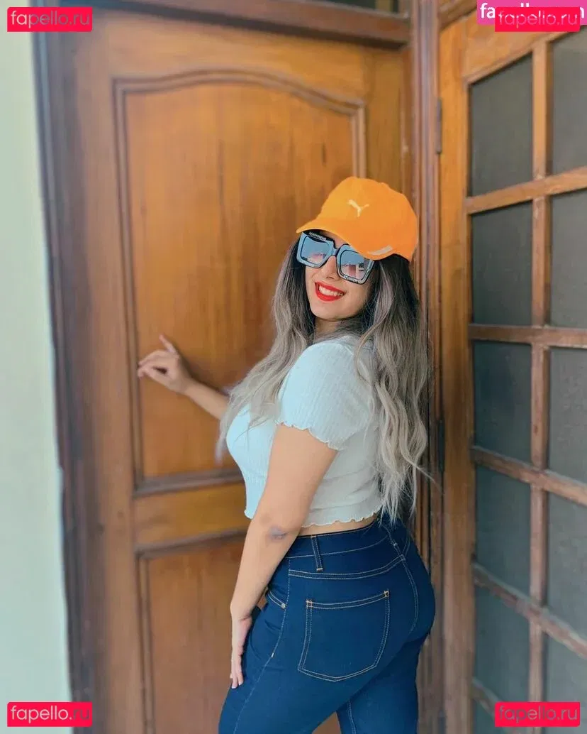 Apoorva Bhalla Onlyfans Photo Gallery 