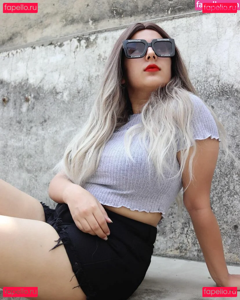 Apoorva Bhalla Onlyfans Photo Gallery 