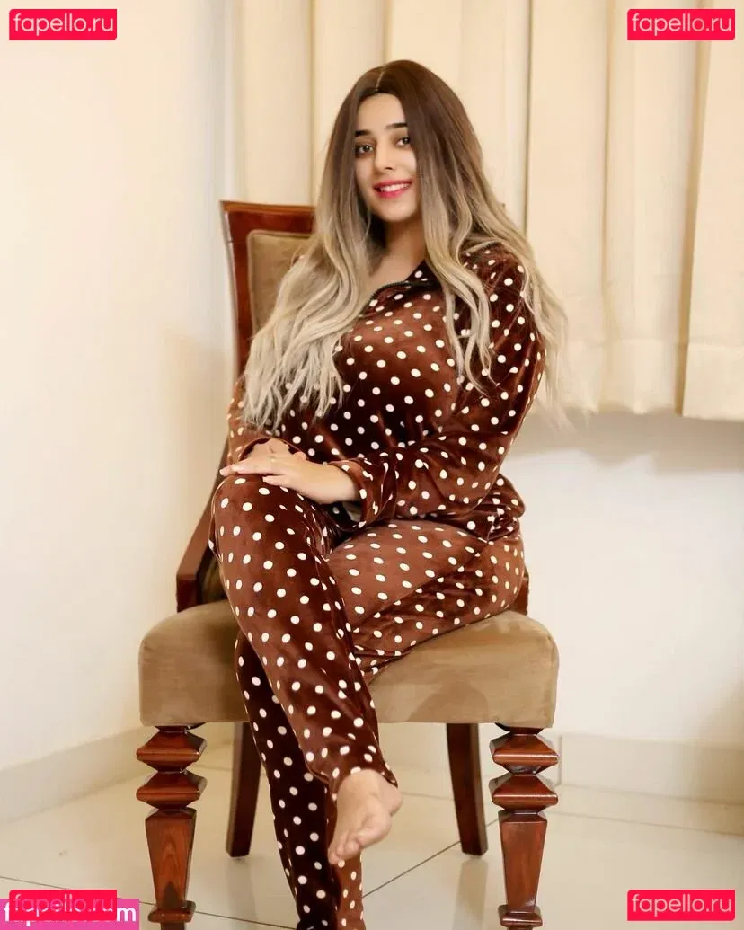 Apoorva Bhalla Onlyfans Photo Gallery 