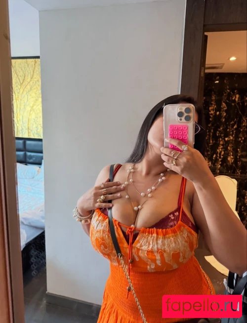 Apoorva Bhalla Onlyfans Photo Gallery 
