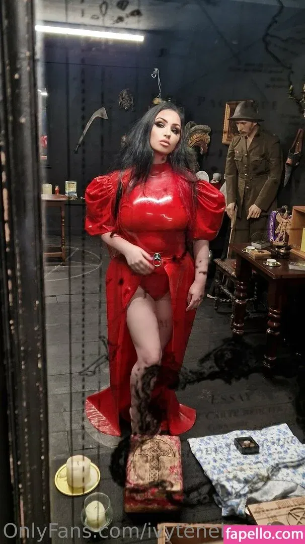 ivytenebraefree Onlyfans Photo Gallery 