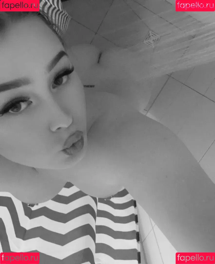 Alina awl Onlyfans Photo Gallery 