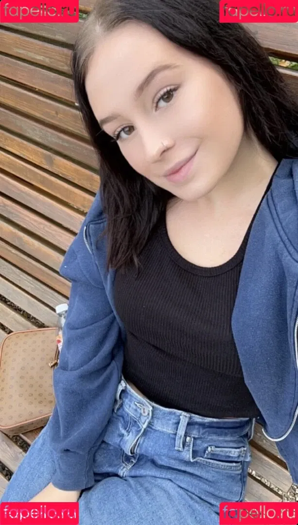 Alina awl Onlyfans Photo Gallery 