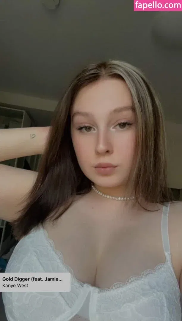 Alina awl Onlyfans Photo Gallery 