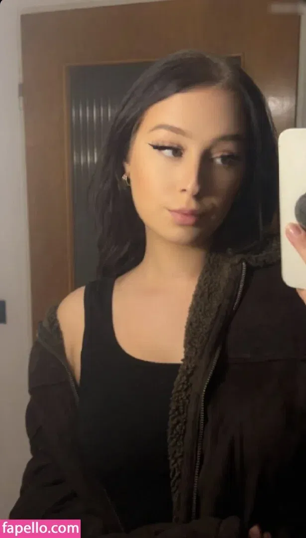 Alina awl Onlyfans Photo Gallery 