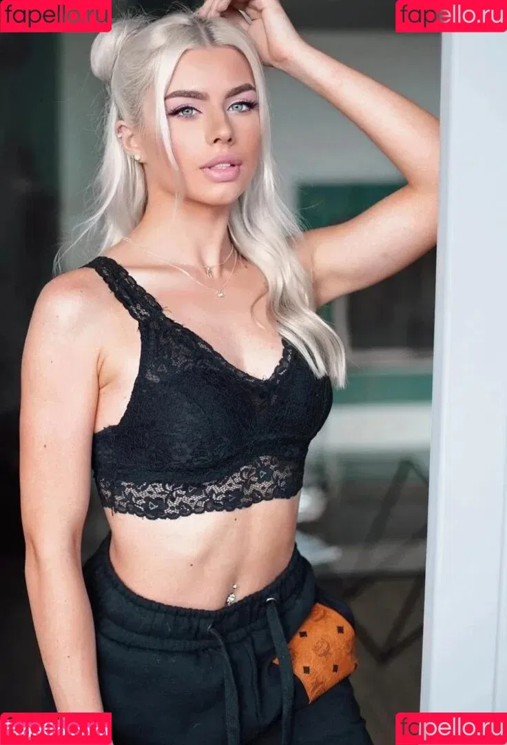 Kim Schiele Onlyfans Photo Gallery 