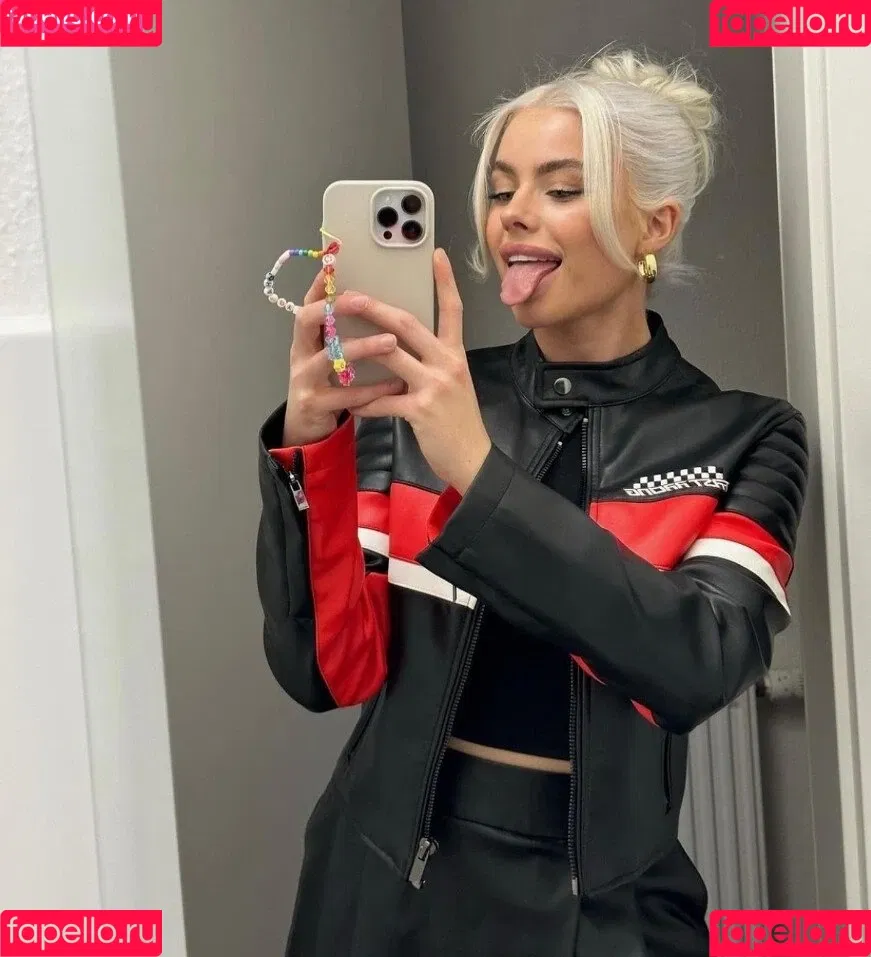 Kim Schiele Onlyfans Photo Gallery 