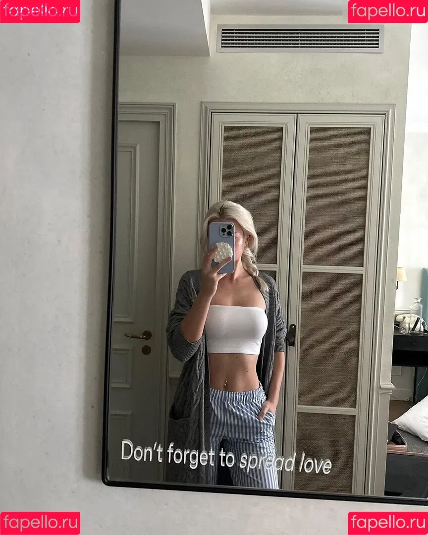 Kim Schiele Onlyfans Photo Gallery 