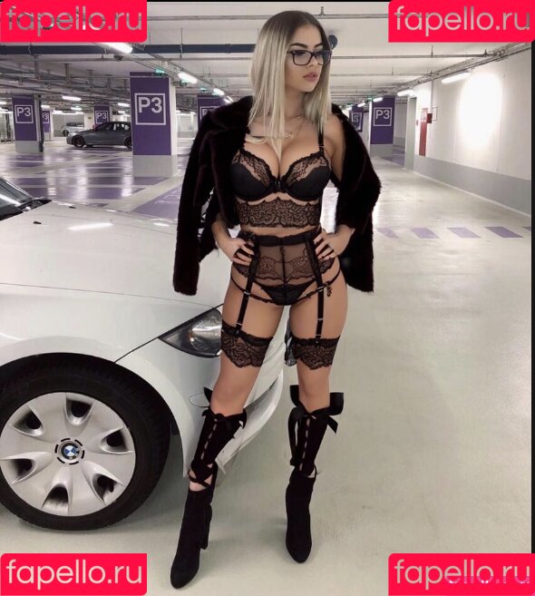 Kim Schiele Onlyfans Photo Gallery 