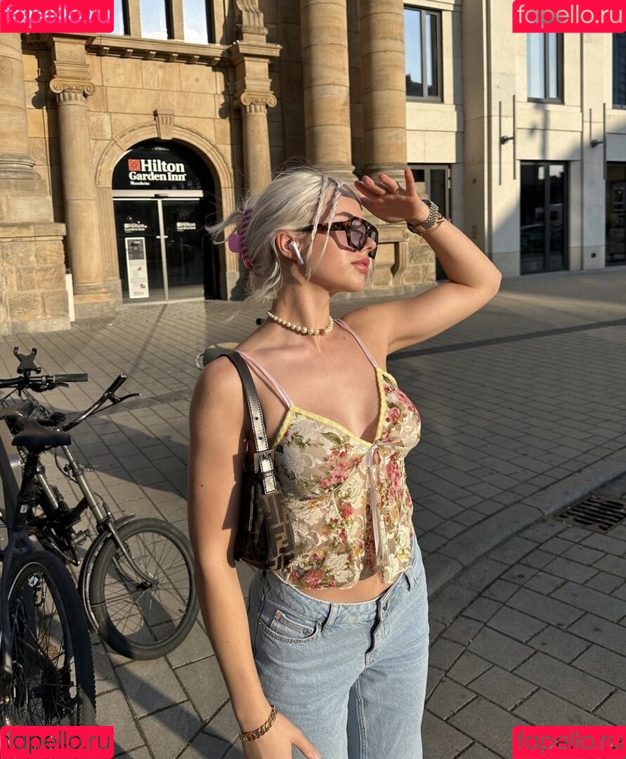 Kim Schiele Onlyfans Photo Gallery 