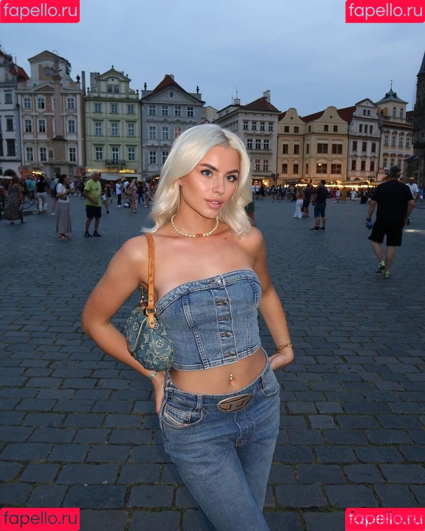 Kim Schiele Onlyfans Photo Gallery 