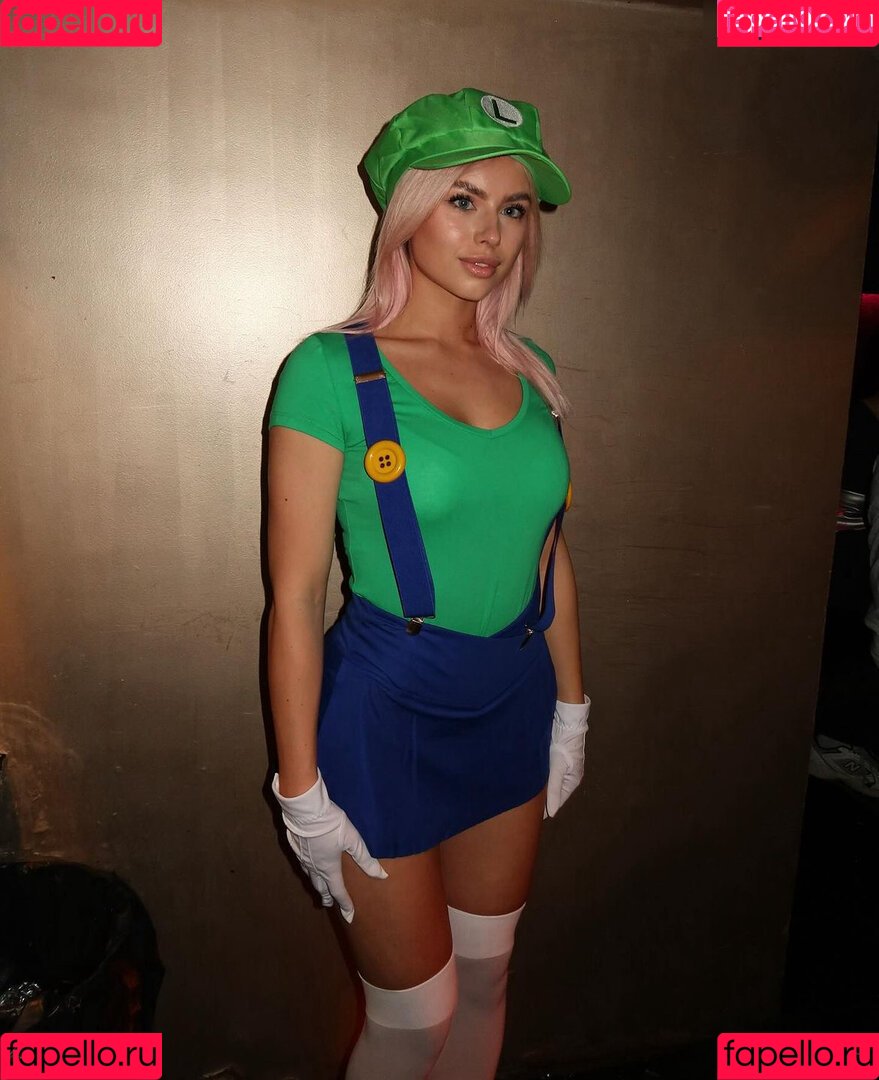 Kim Schiele Onlyfans Photo Gallery 