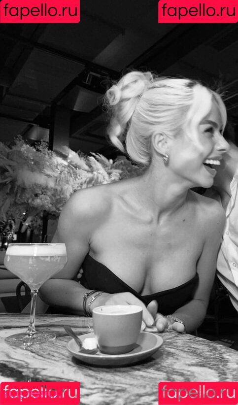 Kim Schiele Onlyfans Photo Gallery 