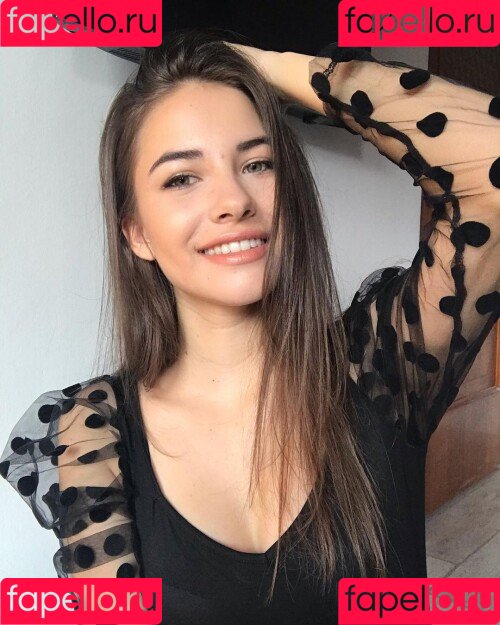 Kim Schiele Onlyfans Photo Gallery 