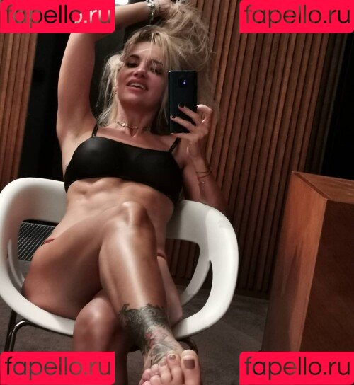 Kim Schiele Onlyfans Photo Gallery 