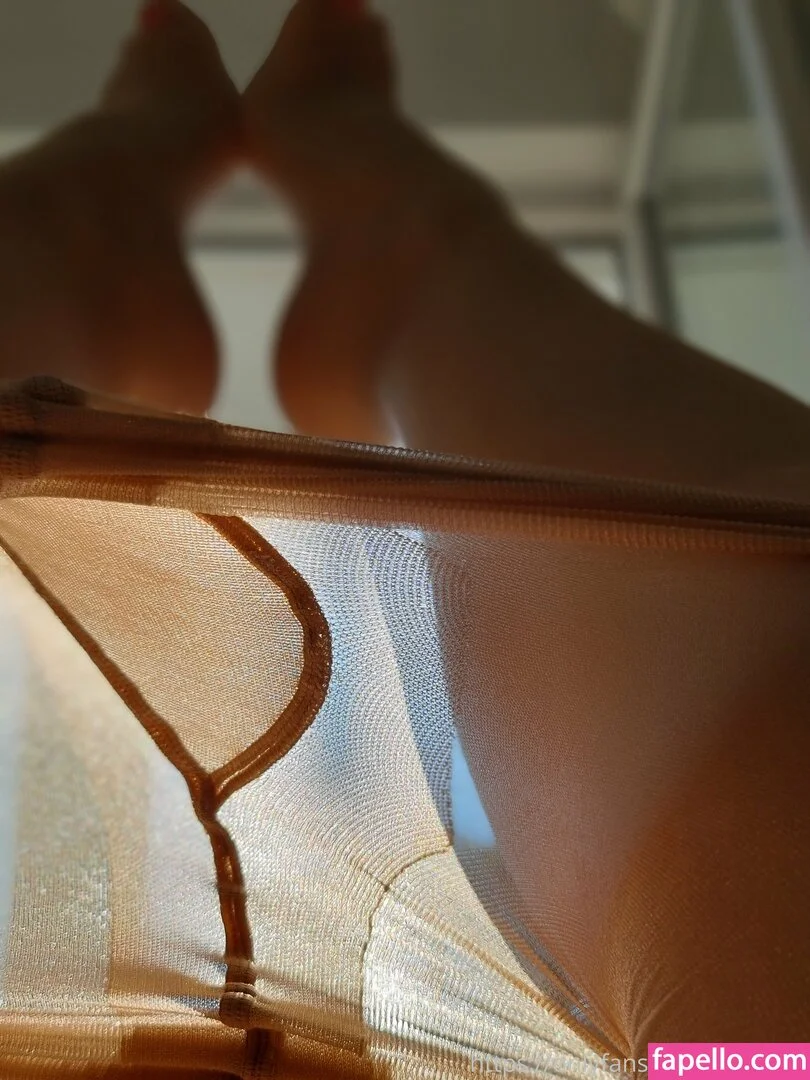 Swift Kiss Onlyfans Photo Gallery 