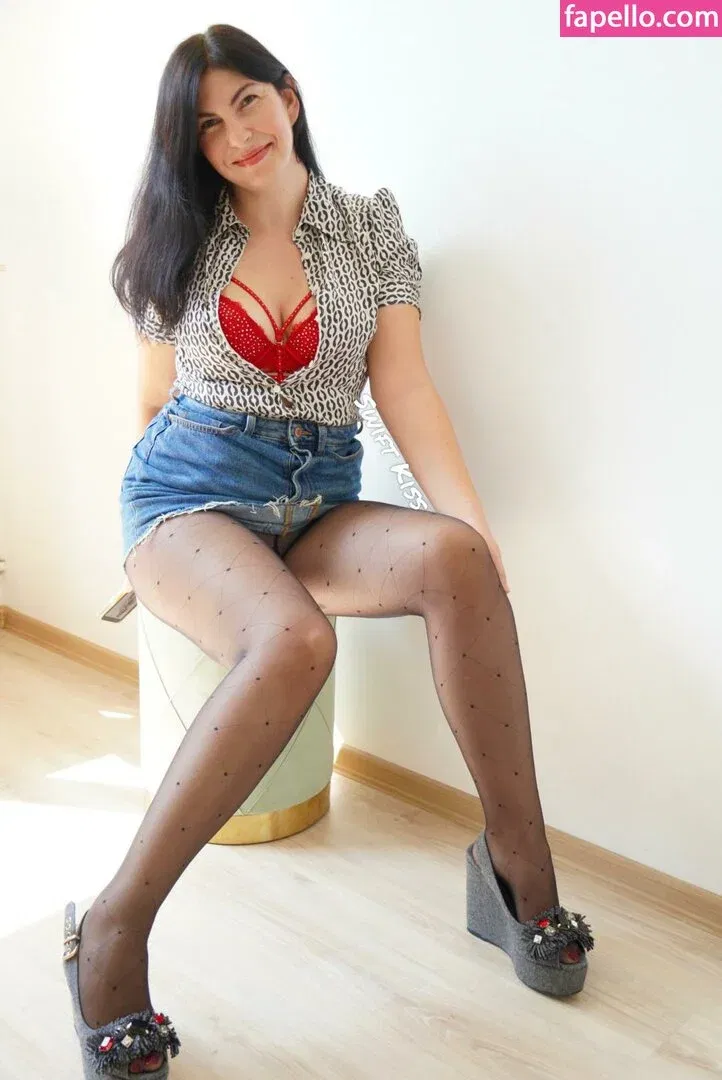 Swift Kiss Onlyfans Photo Gallery 