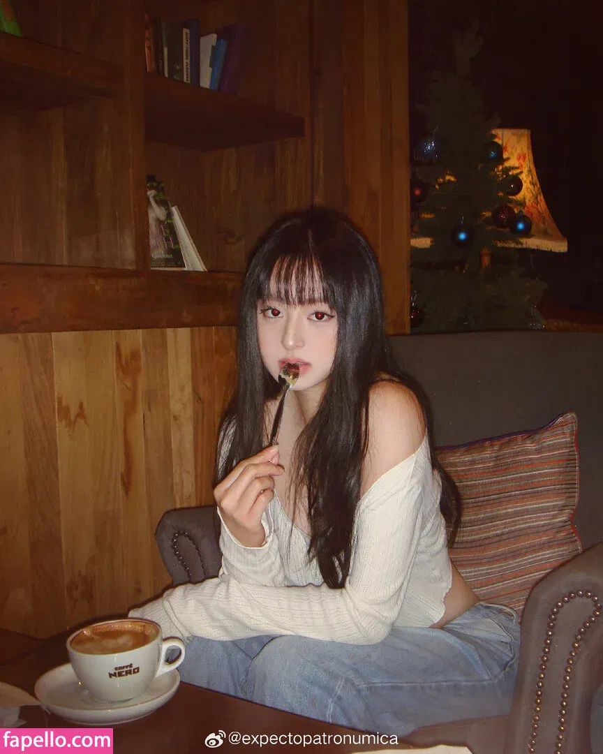 expectopatronumica Onlyfans Photo Gallery 