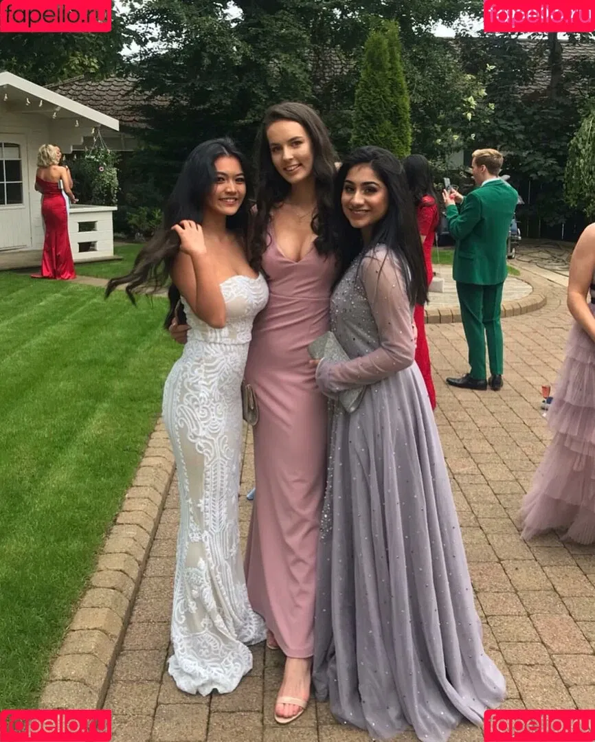 Maggie Onlyfans Photo Gallery 