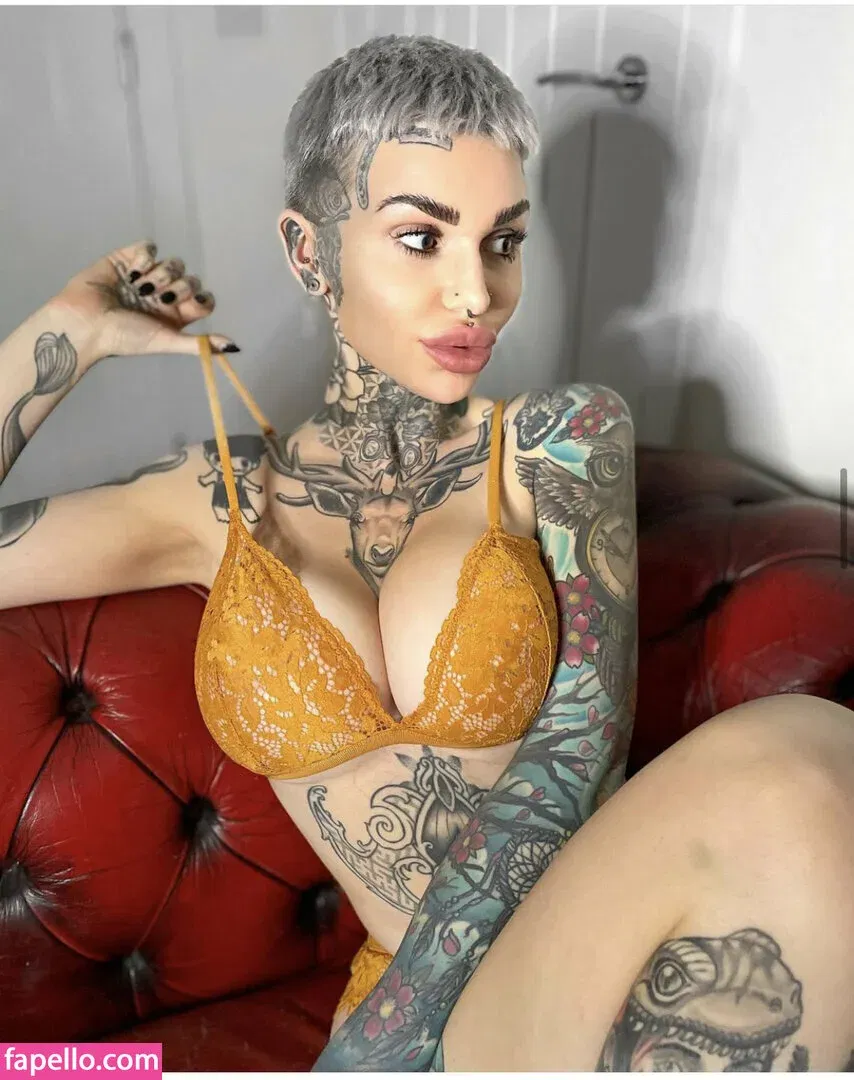 claire_no_hair Onlyfans Photo Gallery 