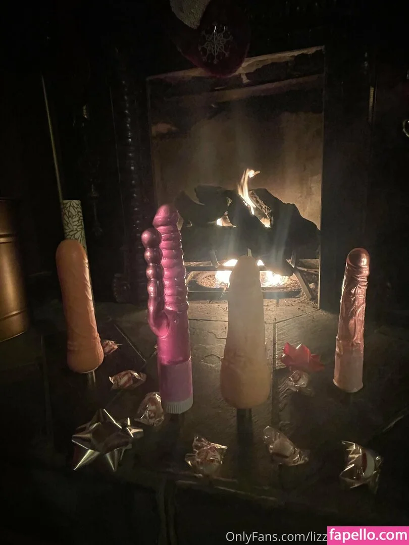 lizgizzardfree Onlyfans Photo Gallery 