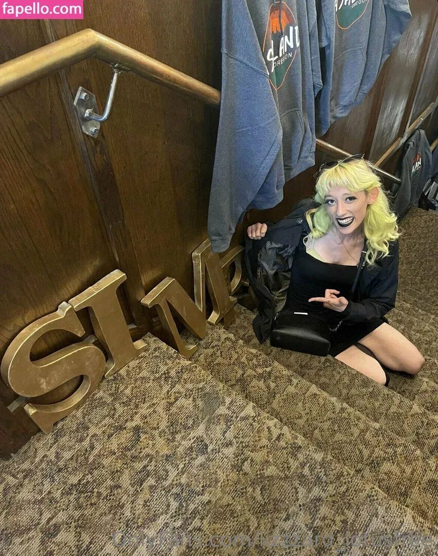 lizgizzardfree Onlyfans Photo Gallery 