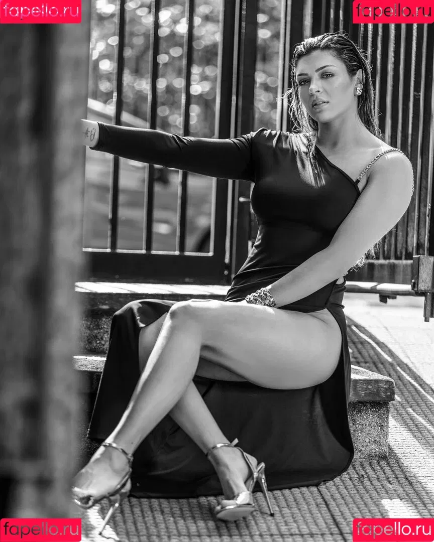 Rosamaria Montibeller Onlyfans Photo Gallery 