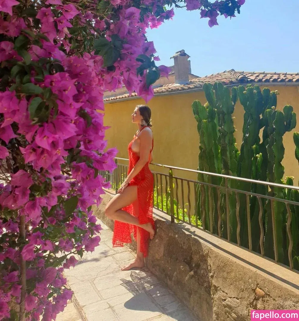 Rosamaria Montibeller Onlyfans Photo Gallery 