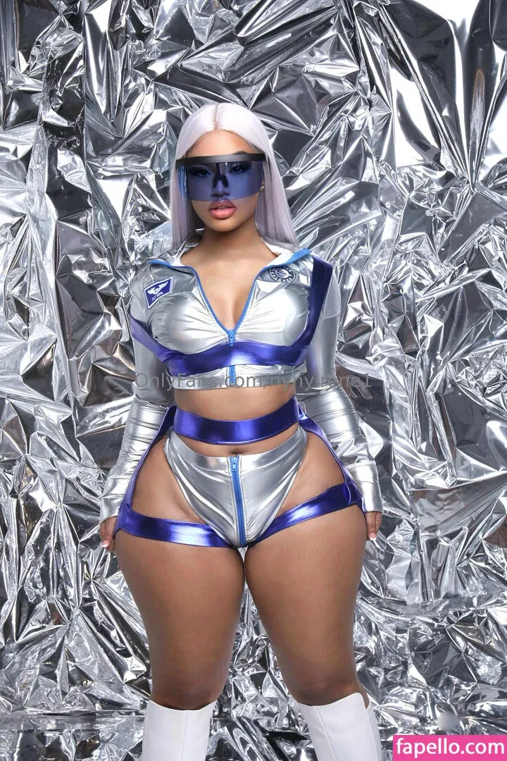 NyNyirene Onlyfans Photo Gallery 