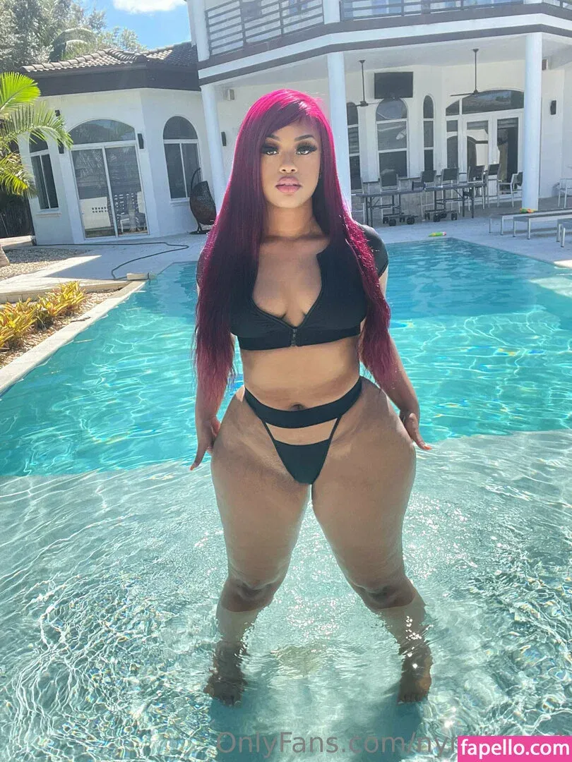 NyNyirene Onlyfans Photo Gallery 