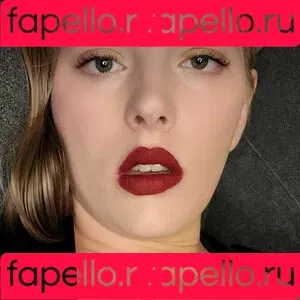 Liz Wispers ASMR Onlyfans Photo Gallery 