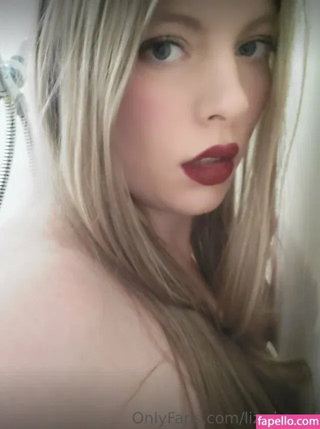 Liz Wispers ASMR Onlyfans Photo Gallery 